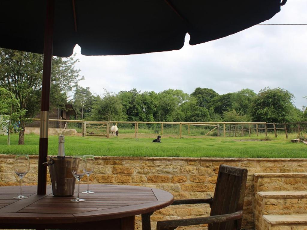 Sunny Nest Bed & Breakfast Bourton-on-the-Water Exterior photo